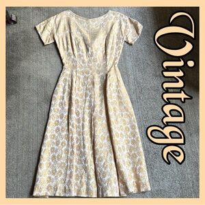 Vintage Yellow Gold Dress Short Sleeved Zippered Back ~ Sz S